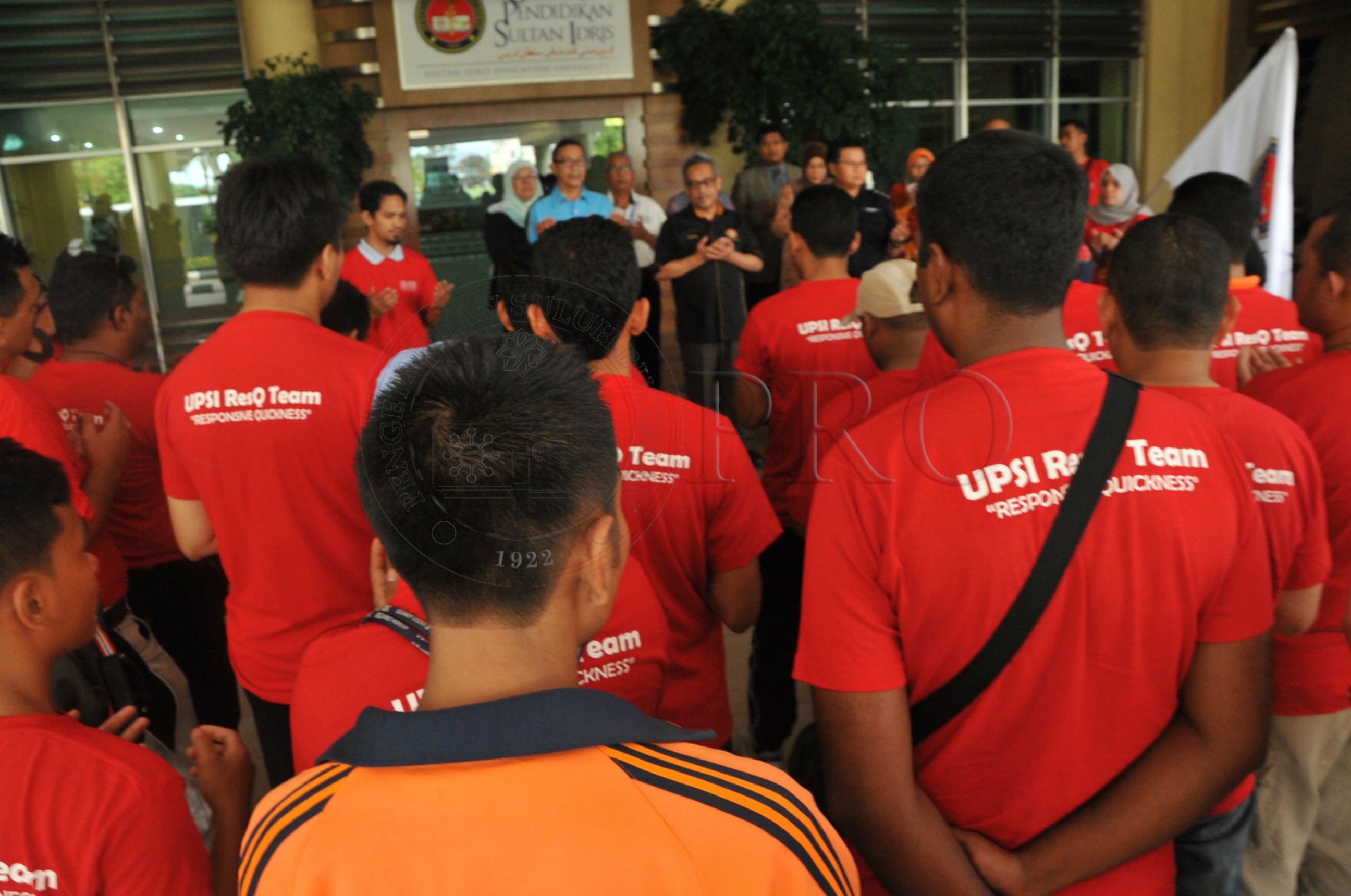 PRO 15 1 RESQ HAS 4228